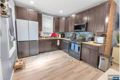 236 Halsted Street, East Orange, NJ 07018 - Photo 5