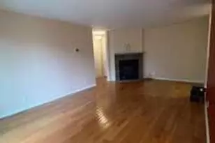 560 North Ave E, Fort Lee, NJ 07024 - Photo 3
