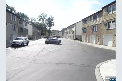 453 Liberty Street 11 #11, Little Ferry, NJ 07643 - Photo 3