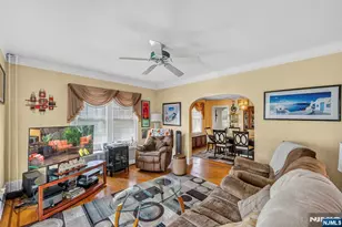 391 Morningside Ave, Fairview, NJ 07022 - Photo 9