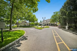 4101 Piermont 1203, Tenafly, NJ 07670 - Photo 3