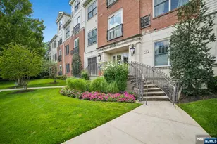 4101 Piermont 1203, Tenafly, NJ 07670 - Photo 5