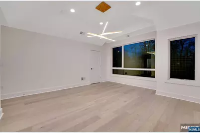529 5th Street A #A, Palisades Park, NJ 07650 - Photo 15