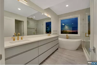 529 5th Street A #A, Palisades Park, NJ 07650 - Photo 11