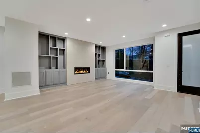 529 5th Street A #A, Palisades Park, NJ 07650 - Photo 9