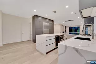 529 5th Street A, Palisades Park, NJ 07650 - Photo 5