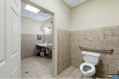 15 Wallington Avenue, Wallington, NJ 07057 - Photo 17