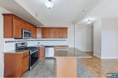 15 Wallington Avenue, Wallington, NJ 07057 - Photo 29