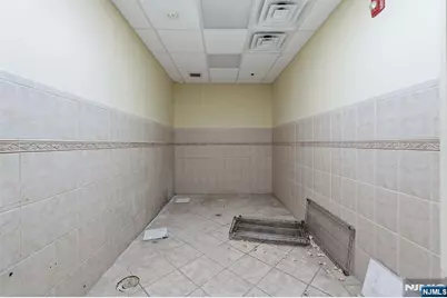 15 Wallington Avenue, Wallington, NJ 07057 - Photo 19