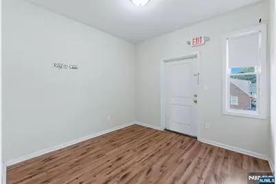 15 Wallington Avenue, Wallington, NJ 07057 - Photo 35