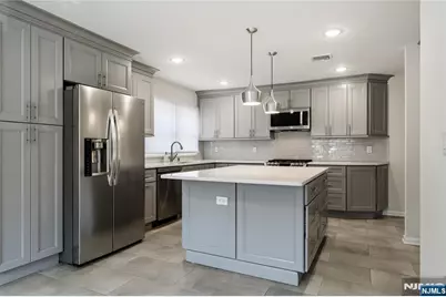 312 Glen Avenue 1st Flr #1st Flr, Palisades Park, NJ 07650 - Photo 3