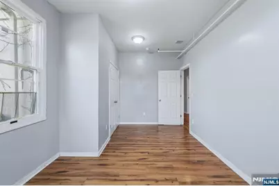 15 Wallington Avenue, Wallington, NJ 07057 - Photo 33