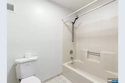 5 Linden Street 6I #6i, Hackensack, NJ 07601 - Photo 19