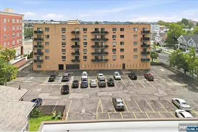 5 Linden Street 6I #6i, Hackensack, NJ 07601 - Photo 29