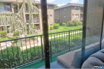 464 Liberty Street 212 #212, Little Ferry, NJ 07643 - Photo 9