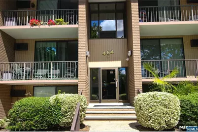 464 Liberty Street 212 #212, Little Ferry, NJ 07643 - Photo 11