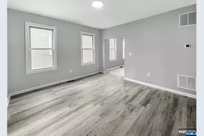 9 Patten Place, Newark, NJ 07112 - Photo 7