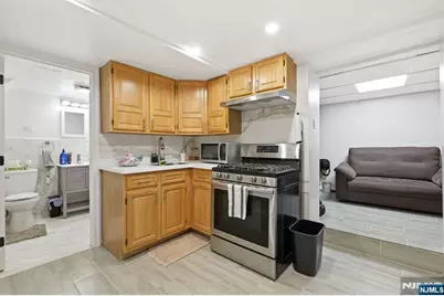 570-572 11th Avenue, Paterson, NJ 07514 - Photo 31