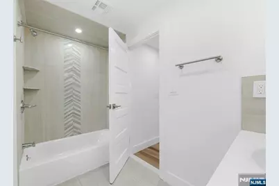 21 Morris Road, Clifton, NJ 07012 - Photo 19