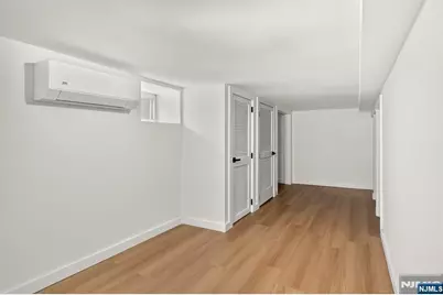 69 Chestnut Street, Lodi, NJ 07644 - Photo 23