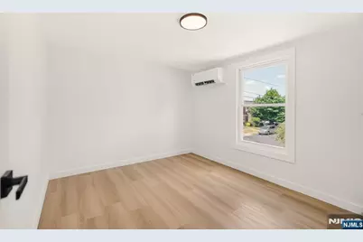 69 Chestnut Street, Lodi, NJ 07644 - Photo 19