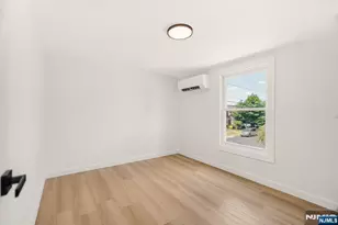 69 Chestnut St, Lodi, NJ 07644 - Photo 19
