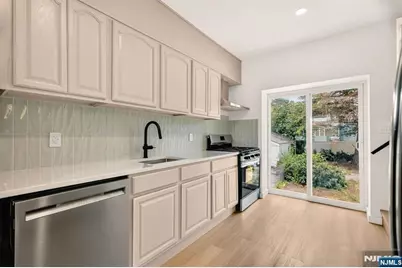 69 Chestnut Street, Lodi, NJ 07644 - Photo 11