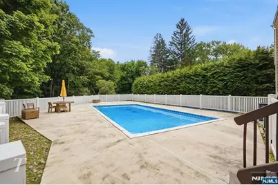 29 Sunrise Lane, Upper Saddle River, NJ 07458 - Photo 15