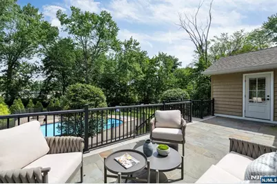 425 Clinton Avenue, Wyckoff Township, NJ 07481 - Photo 39