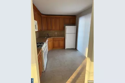 678 Plum Terrace, Mahwah, NJ 07430 - Photo 3