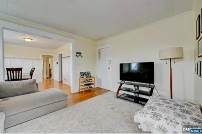 275 Greylock Parkway, Belleville, NJ 07109 - Photo 19