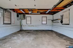 275 Greylock Pkwy, Belleville, NJ 07109 - Photo 43
