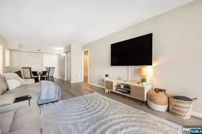 521 Piermont Avenue 119A #119A, River Vale Township, NJ 07675 - Photo 3