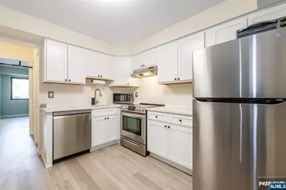521 Piermont Avenue 119A #119A, River Vale Township, NJ 07675 - Photo 7