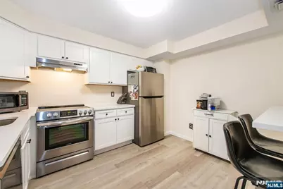 521 Piermont Avenue 119A #119A, River Vale Township, NJ 07675 - Photo 5