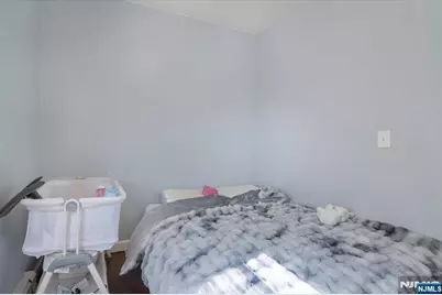 22 Tuttle Street, Wallington, NJ 07057 - Photo 7