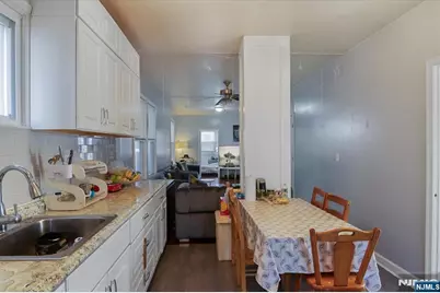 22 Tuttle Street, Wallington, NJ 07057 - Photo 9