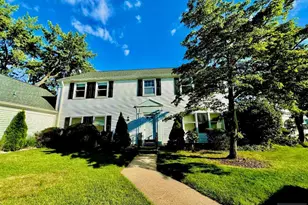 263 Middlebury Ln 263N, Jamesburg, NJ 08831 - Photo 1