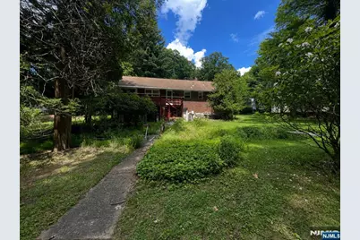 84 Grove Street, Oakland, NJ 07436 - Photo 5