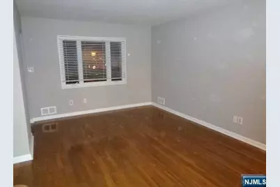 124 Pleasant Avenue 124 #124, Bergenfield, NJ 07621 - Photo 11
