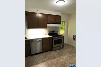 85 Phelps Avenue, Cresskill, NJ 07626 - Photo 17