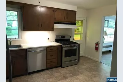 85 Phelps Avenue, Cresskill, NJ 07626 - Photo 23