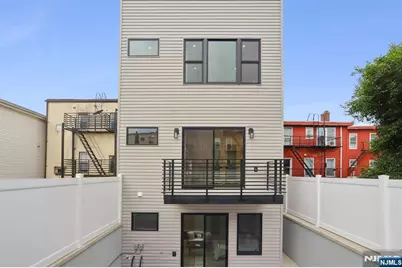 78 Zabriskie 2 #2, Jersey City, NJ 07307 - Photo 13