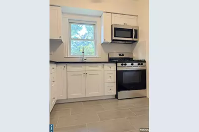 150 Jane Street, Englewood, NJ 07631 - Photo 3