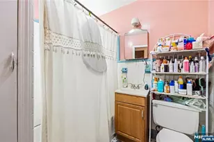 193 Dukes St, Kearny, NJ 07032 - Photo 7