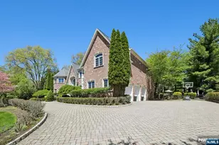 47 Cortland Trail, Mahwah, NJ 07430 - Photo 3