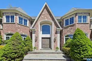 47 Cortland Trail, Mahwah, NJ 07430 - Photo 1