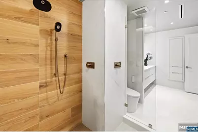 100 Carlyle Drive Vg6 #VG6, Cliffside Park, NJ 07010 - Photo 37