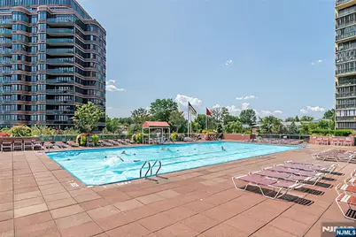 100 Carlyle Drive Vg6 #VG6, Cliffside Park, NJ 07010 - Photo 45
