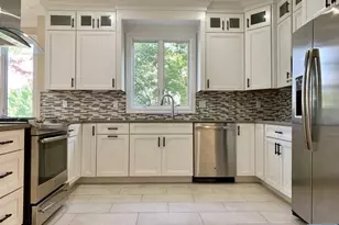 219 Roff Ave A, Palisades Park, NJ 07650 - Photo 5